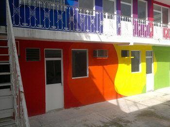 Orquideas Hostel Cancun Exterior photo